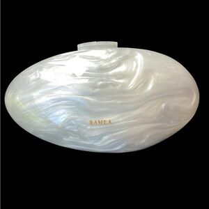 The Casablanca White Pearlized Bag